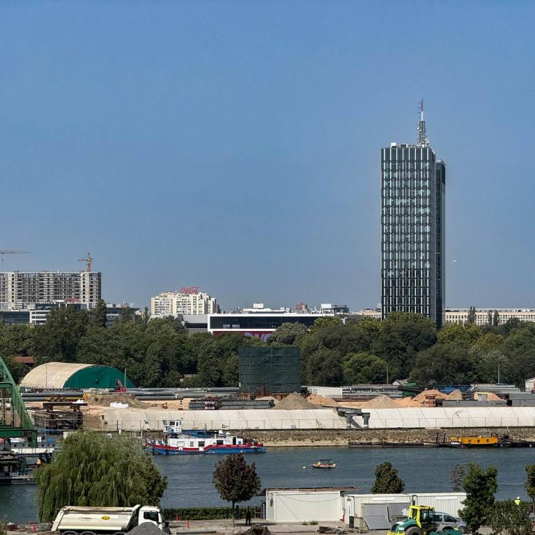 BW City Elegance Collection - Two-Bedroom Apartment with River View - 13