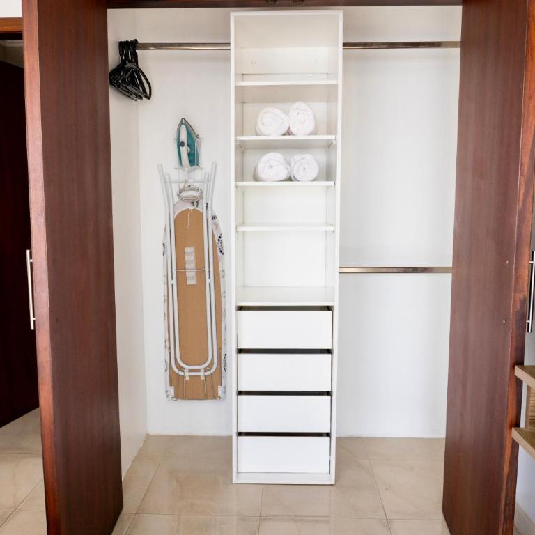 Riverside Bliss Suite- Puerto Santa Ana, GYE - One-Bedroom Apartment - 42