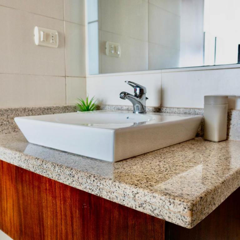 Riverside Bliss Suite- Puerto Santa Ana, GYE - One-Bedroom Apartment - 45