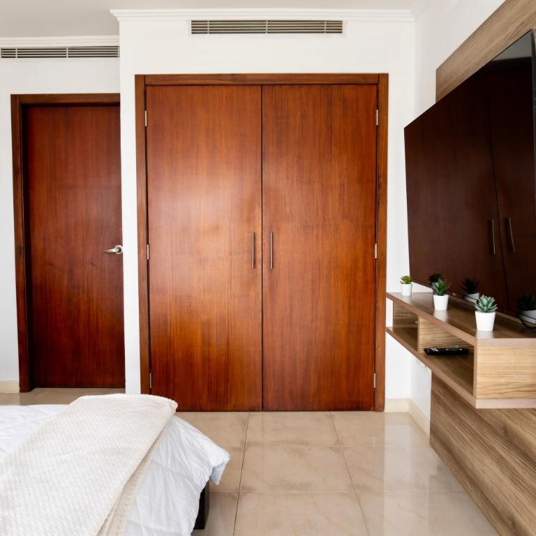 Riverside Bliss Suite- Puerto Santa Ana, GYE - One-Bedroom Apartment - 39