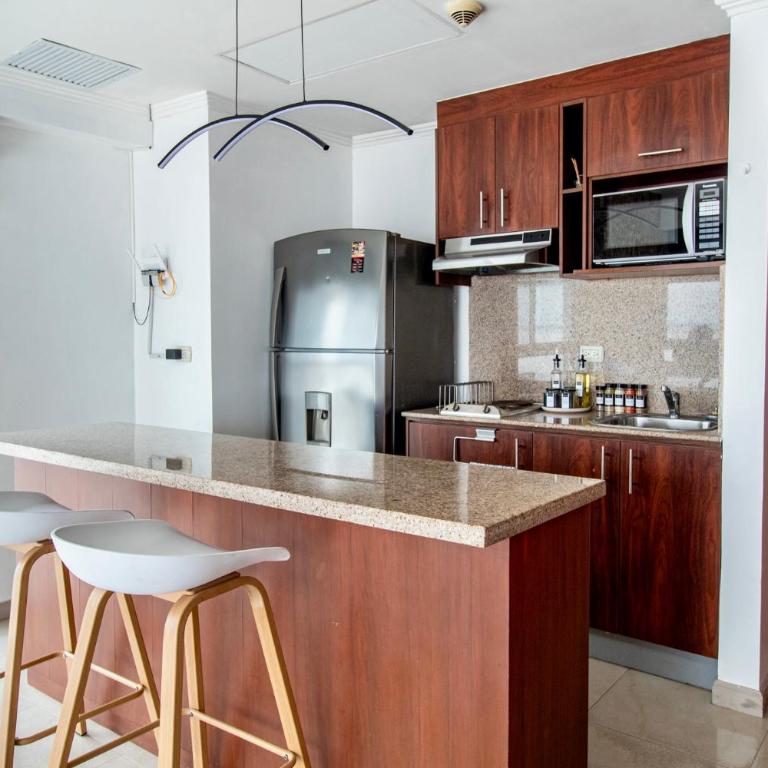 Riverside Bliss Suite- Puerto Santa Ana, GYE - One-Bedroom Apartment - 12