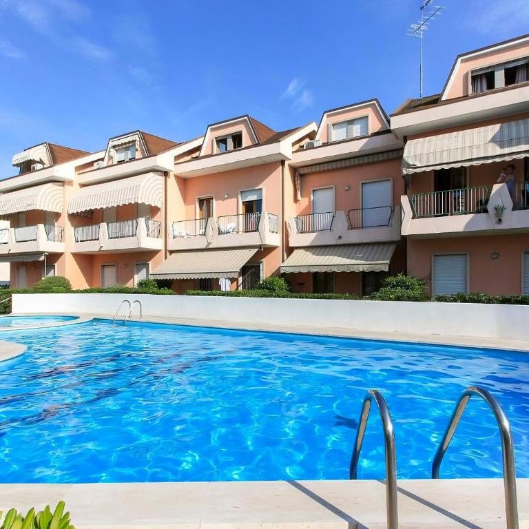 Pool, private garden and beach in the city center - Appartamento con 2 Camere da Letto - 1