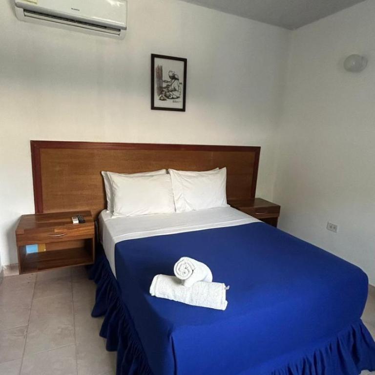 La Ballena Azul Hotel - Habitación Doble con vistas al jardín - 5