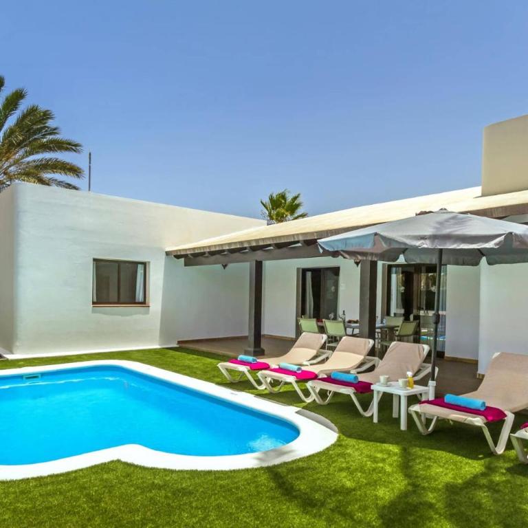 Villa Oasis by Villa Plus - Villa - 10