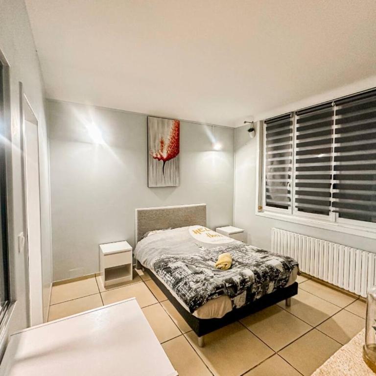 La ContrEscarpe - 4 couchages - Cour PRiVÉE - Secteur GARE CENTRE - Two-Bedroom Apartment - 9
