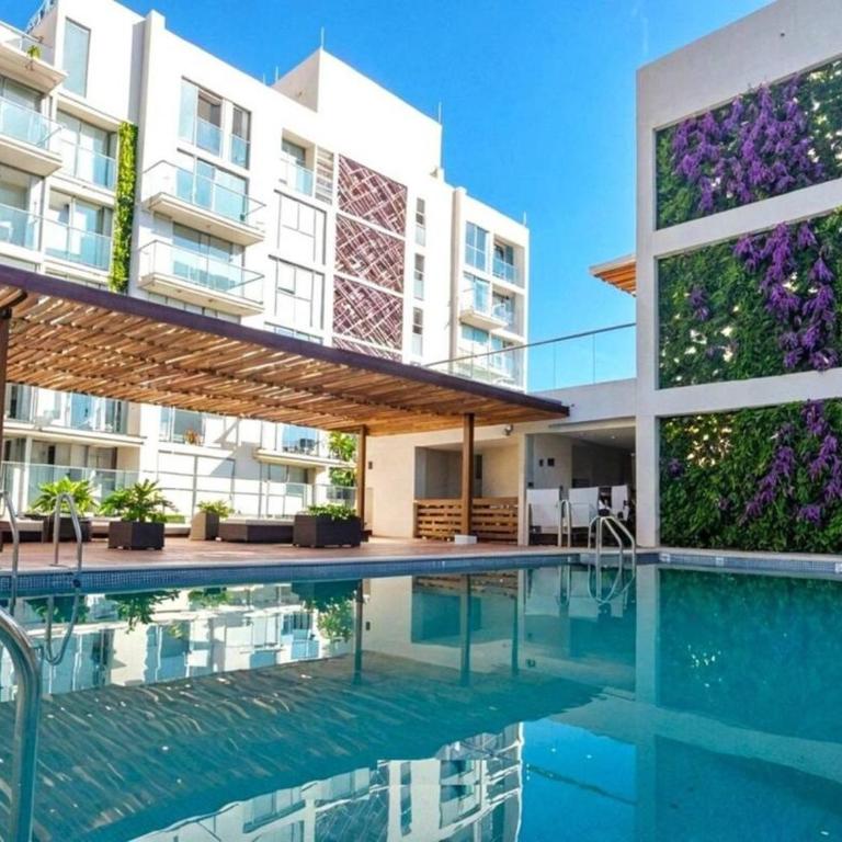 Modern Beach Retreat Luxury Feel - One-Bedroom Apartment - 14