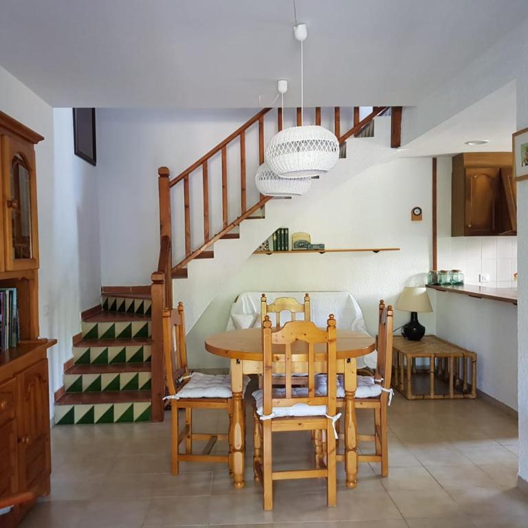 Casa Cambrils 500m playa AC - Three-Bedroom House - 2