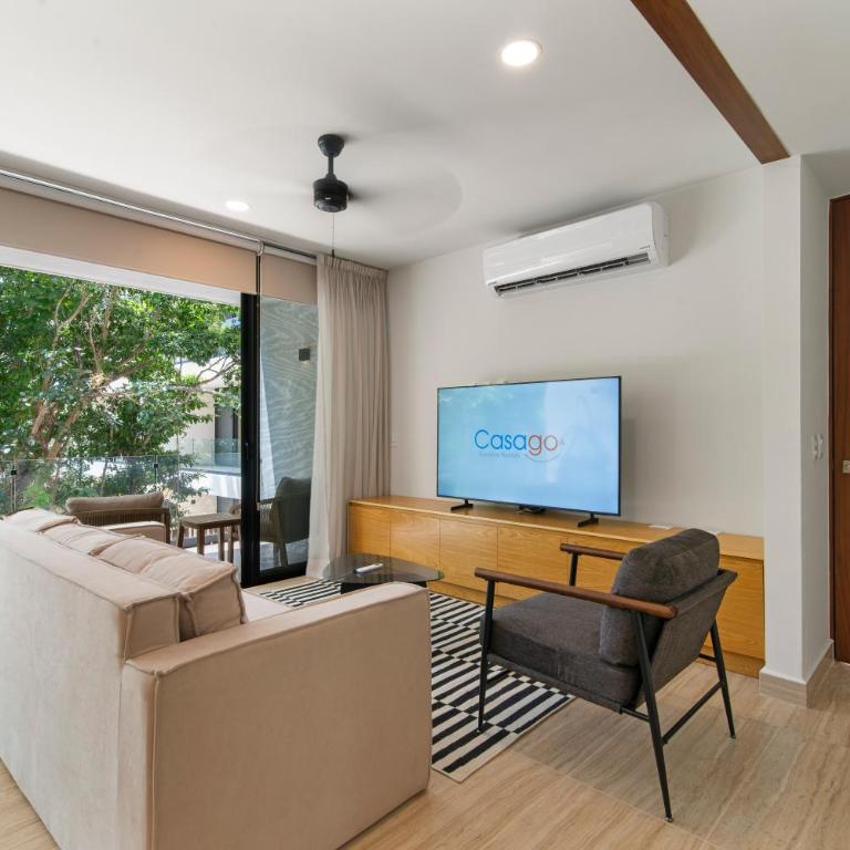 Tropical 2 Bedroom | Private Balcony & Rooftop | Casago - Casa - 7