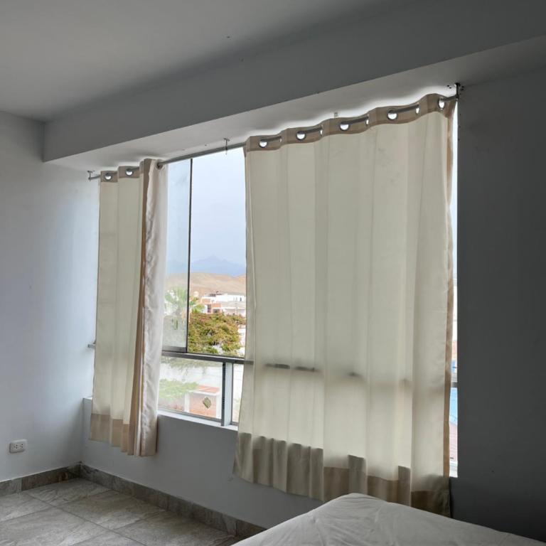 Departamento único con vista al mar y terraza - Three-Bedroom Apartment - 12