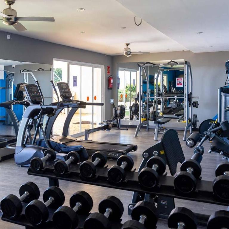 Beachfront spacious 4-Bed Apartment, Los Granados - Four-Bedroom Luxury Apartment - 27