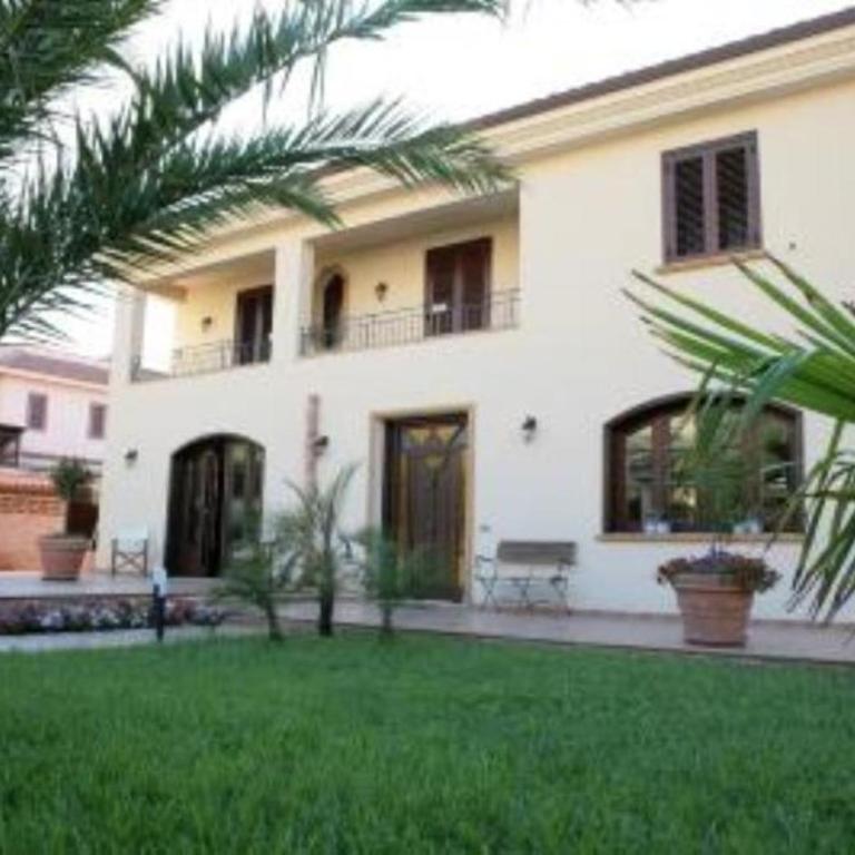 Villa Irene - Two-Bedroom House - 1