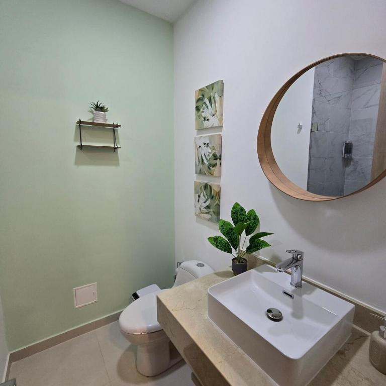 Family Friendly Modern 2BR 2BA Steps to Beach - Apartamento de 2 dormitorios con vistas al océano - 6