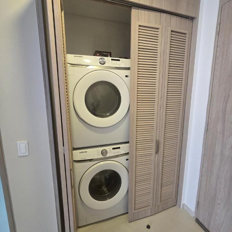 Family Friendly Modern 2BR 2BA Steps to Beach - Apartamento de 2 dormitorios con vistas al océano - 15