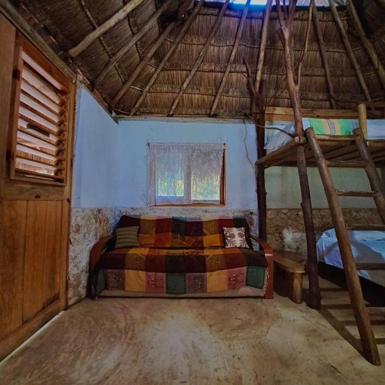 Casa Mango - Habitación Familiar con balcón - 17