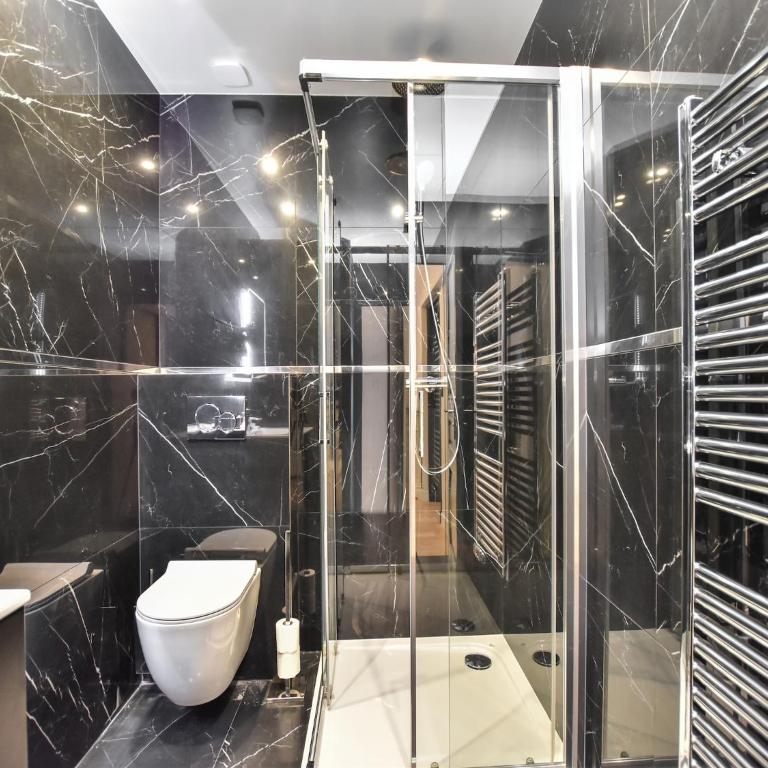 Charming apartment - 2BR 7P - Arc de Triomphe - One-Bedroom Apartment - 10