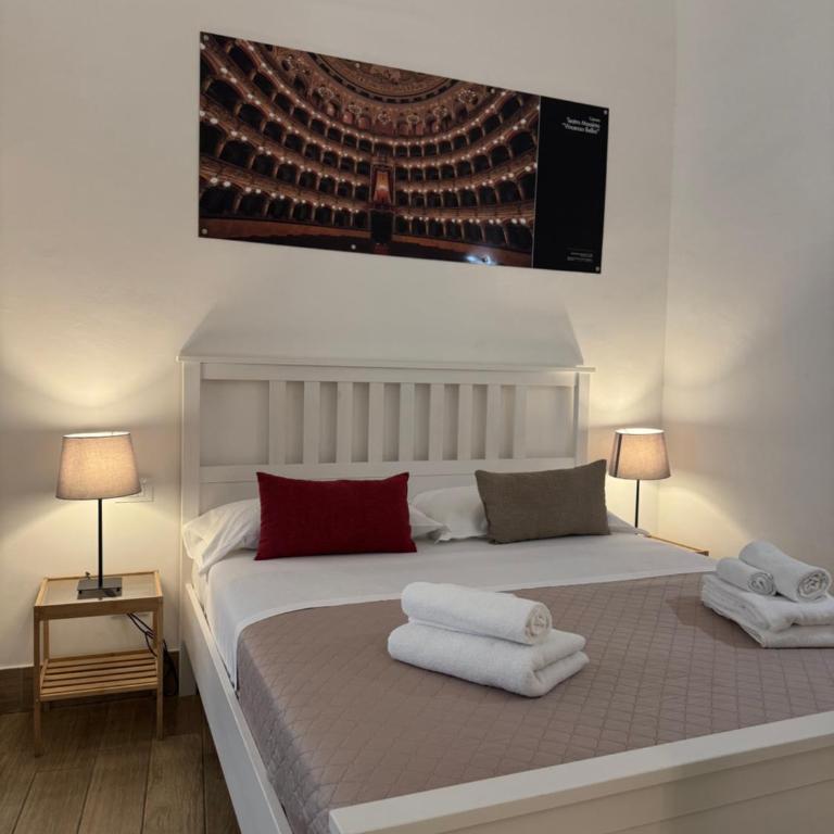 Qori Sicilian Stay - Double Room with Balcony - 9