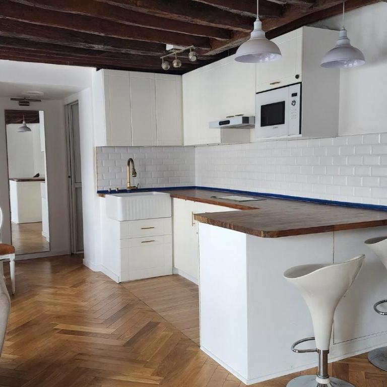 Elegant Haussmann apartment 50m G Lafayette - Appartement 1 Chambre - 2