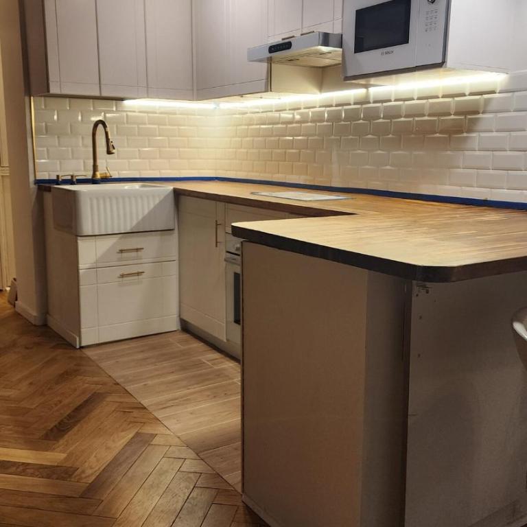 Elegant Haussmann apartment 50m G Lafayette - Appartement 1 Chambre - 7