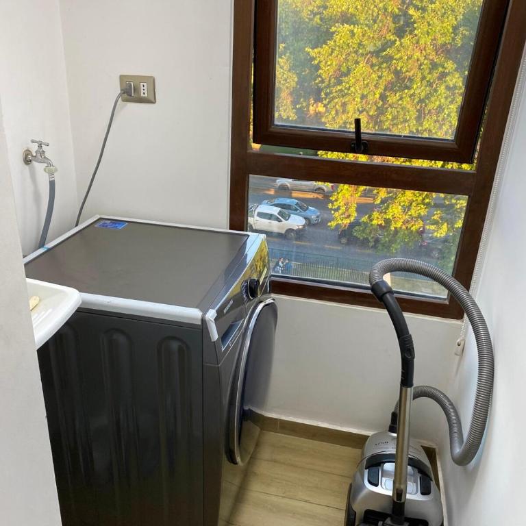 Exclusivo Departamento en Ñuñoa - Three-Bedroom Apartment with Balcony - 3