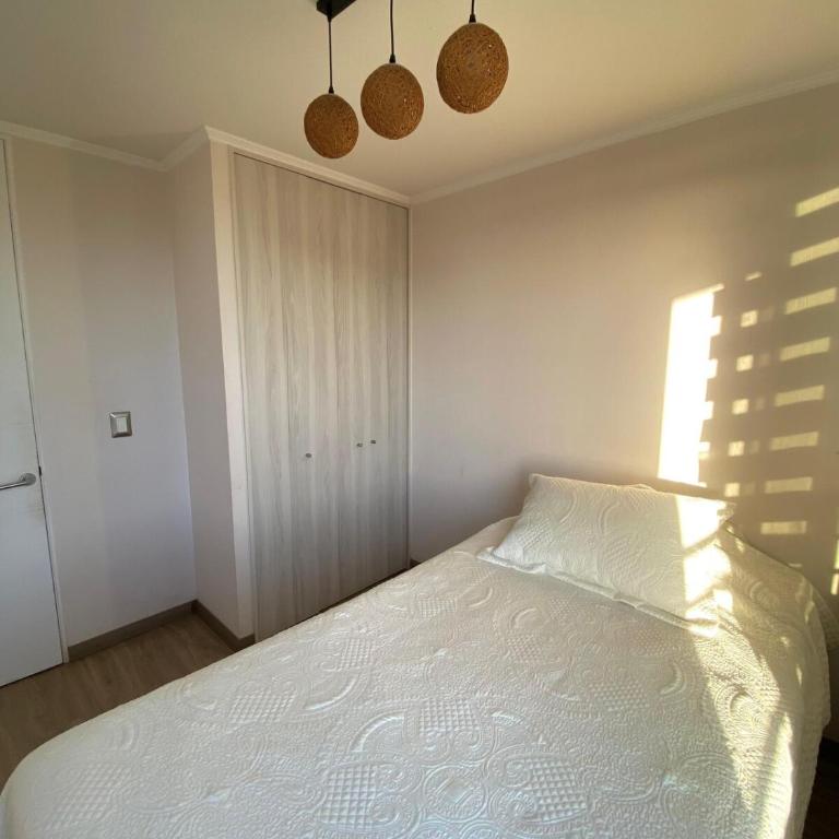 Exclusivo Departamento en Ñuñoa - Three-Bedroom Apartment with Balcony - 6