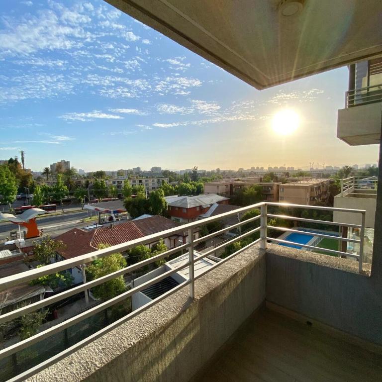 Exclusivo Departamento en Ñuñoa - Three-Bedroom Apartment with Balcony - 29