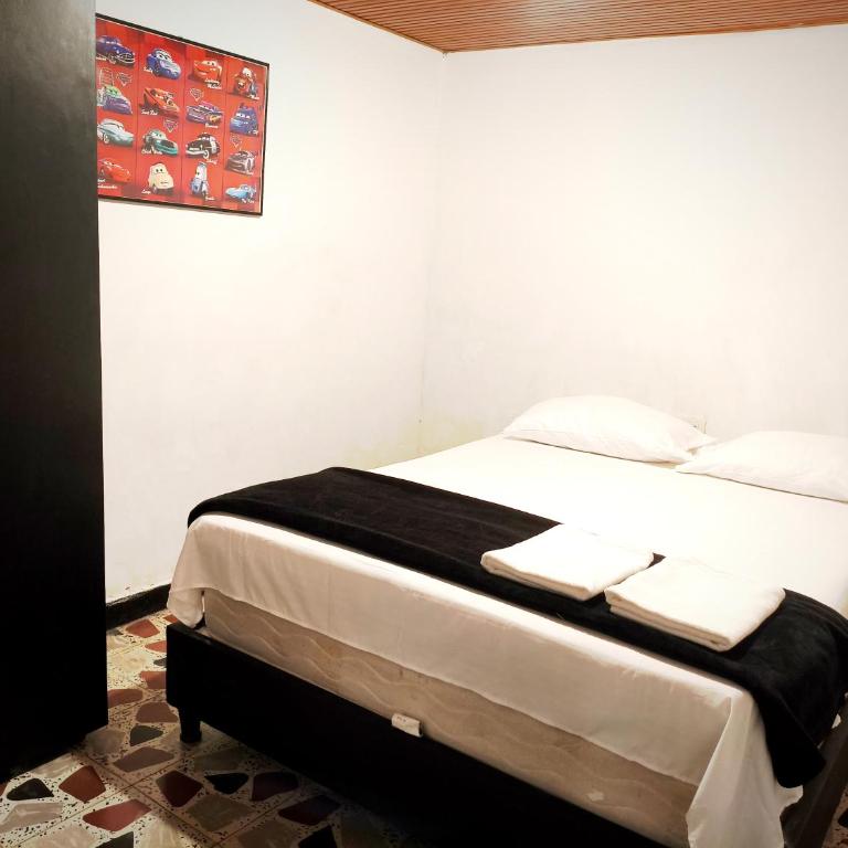 Comodo Alojamiento en el centro de Pereira - Casa de 3 dormitorios - 13