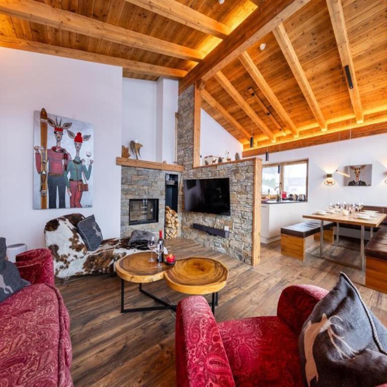Rossberg Chalet with Panoramic View - Chalet mit 3 Schlafzimmern - 1
