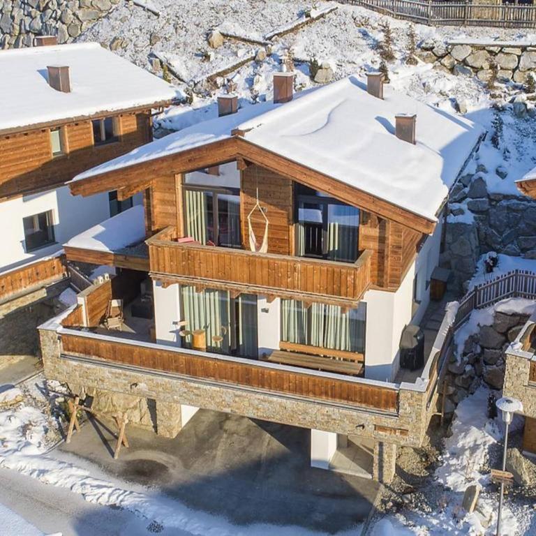 Chalet Retreat with Terrace & Sauna - Chalet mit 3 Schlafzimmern - 4