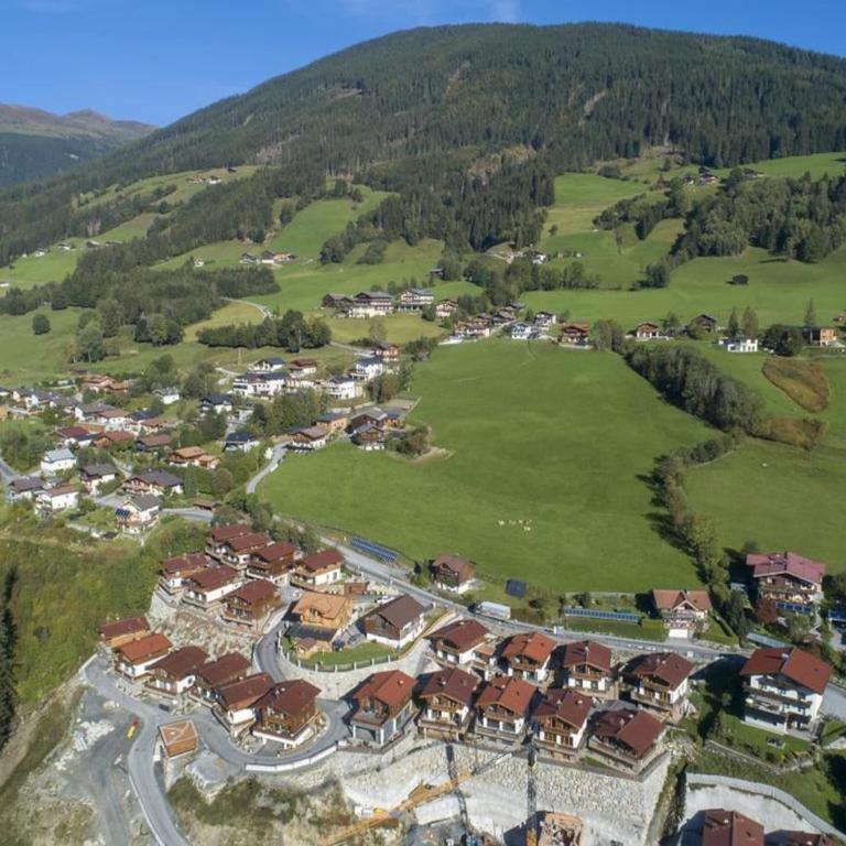 Alpine Chalet with Mountain Views - Chalet mit 2 Schlafzimmern - 32