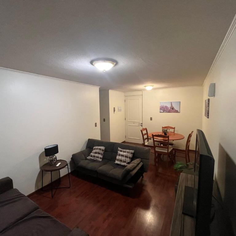 Departamento en Valparaíso, Playa Las Torpederas - Two-Bedroom Apartment with Balcony - 10