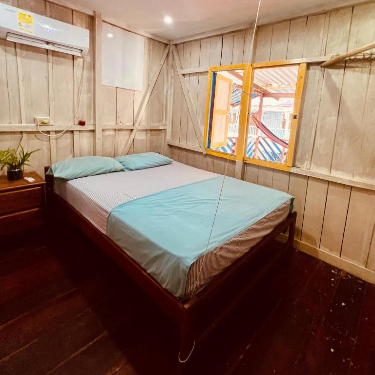 Casa Macondo Nuquí - Habitación Doble con baño privado - 1