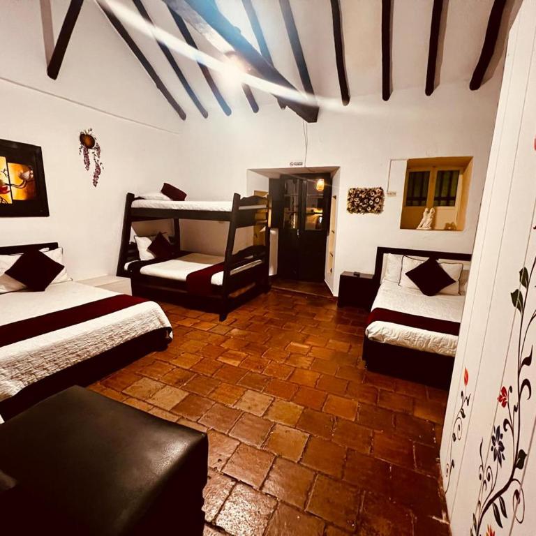Balcon Plaza Villa de Leyva Hotel - Family Room - 2