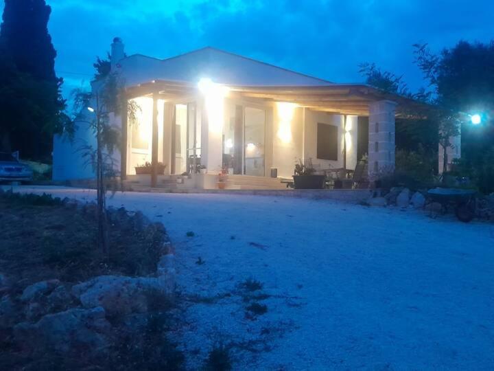 Villa Maresca - countryside house in Carovigno - Two-Bedroom House - 4