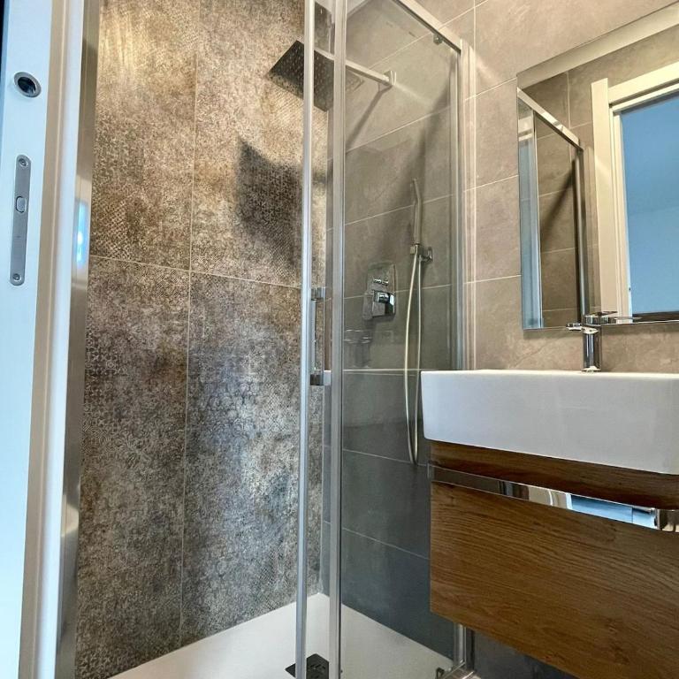 Villa Regina - One-Bedroom House - 9