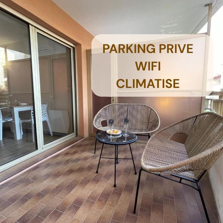 Ville et plage a pied, air conditionné et parking privé, Baie de St Tropez - Apartment mit 1 Schlafzimmer - 9