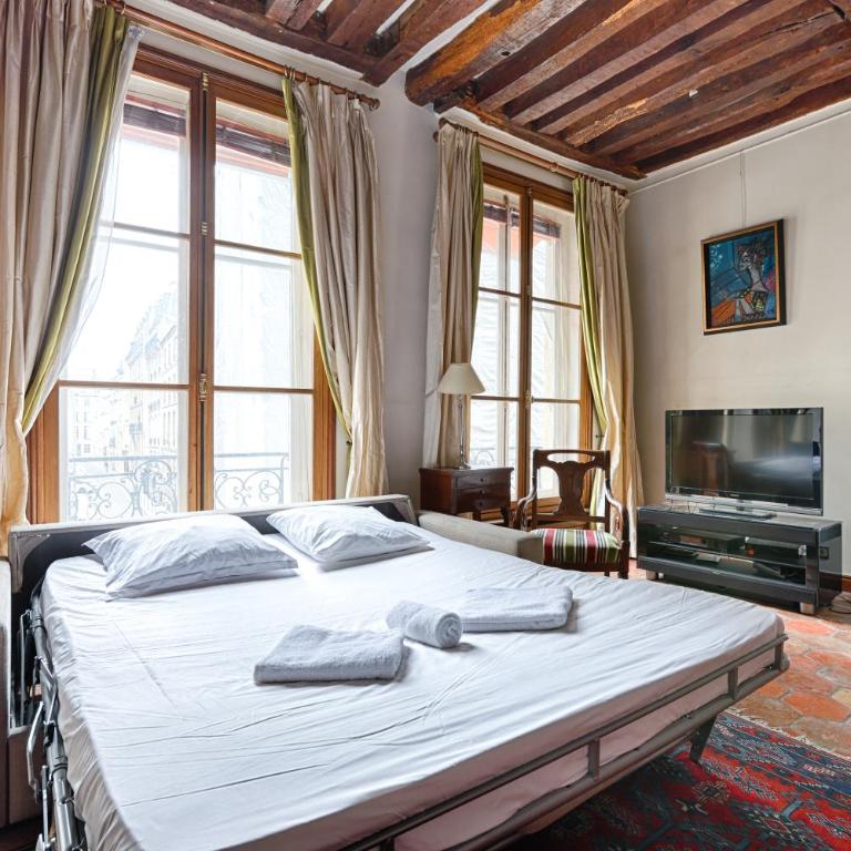Duplex Atypique 3 chambres au coeur du Marais - Appartement 3 Chambres - 7