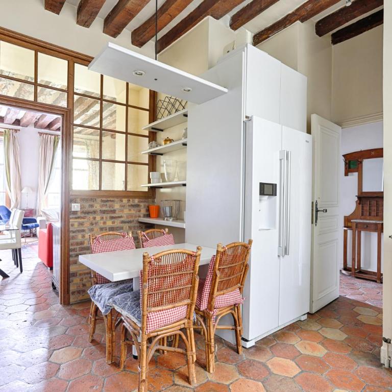 Duplex Atypique 3 chambres au coeur du Marais - Appartement 3 Chambres - 13
