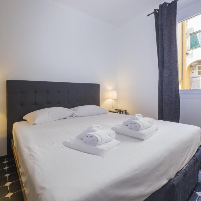 Aquarium 3' | 2BR| A/C| Historic Building By Tilo - Appartamento Deluxe con 2 Camere da Letto - 7