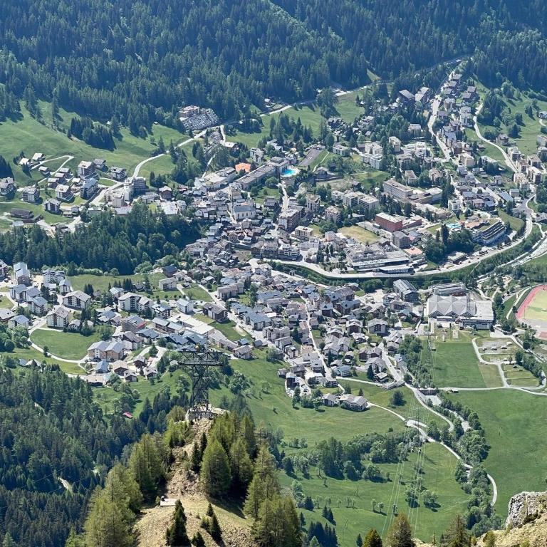 Leukerbad TOP, Thermalquellen, Skigebiet - Appartement 1 Chambre avec Balcon - 12