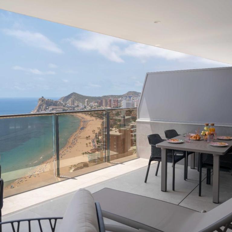 Sunset Cliffs Apartment - High Floor - Sea View - Apartamento Deluxe de 2 dormitorios con balcón - 25