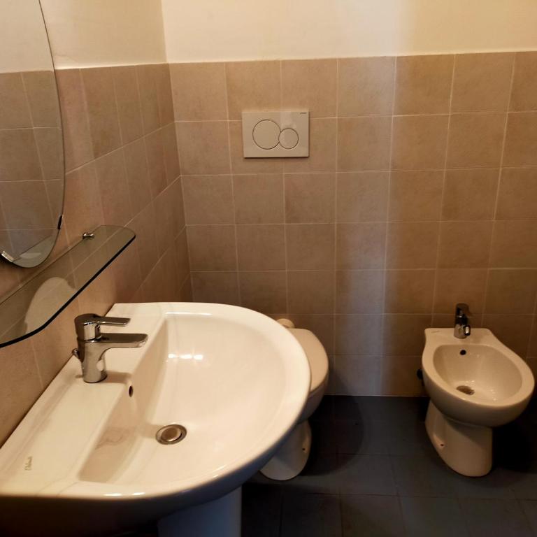 ATTICO Trilocale cod 218 CON VISTA MARE - Two-Bedroom Apartment - 14