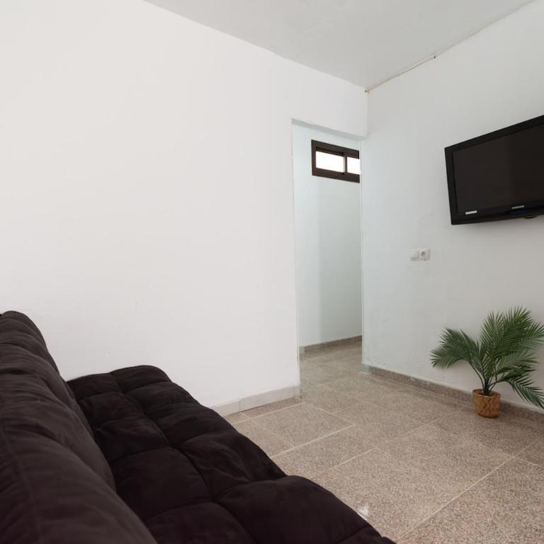 Family Vacation 2 Bedrooms - Two-Bedroom Apartment - 9