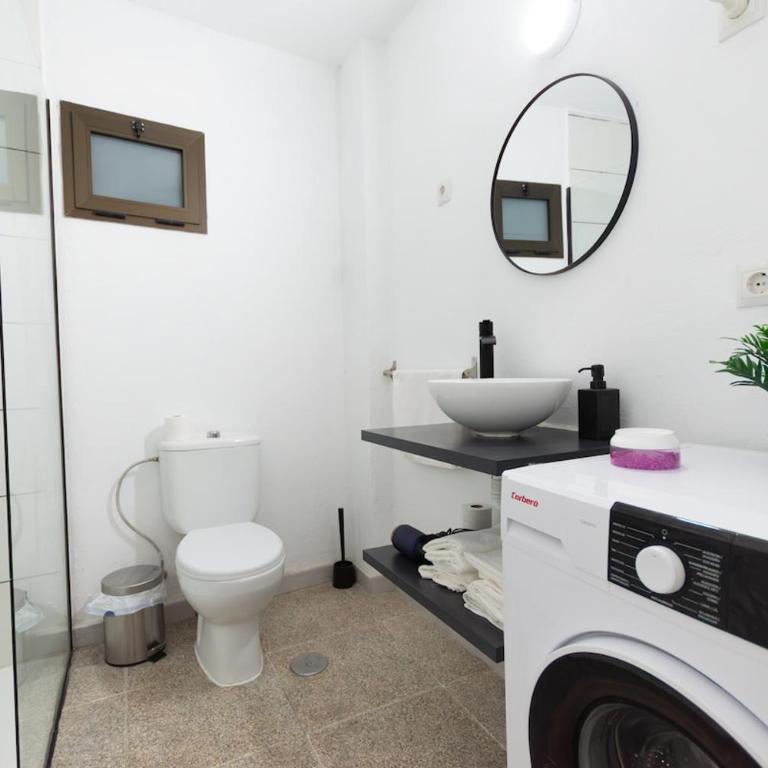 Family Vacation 2 Bedrooms - Two-Bedroom Apartment - 11