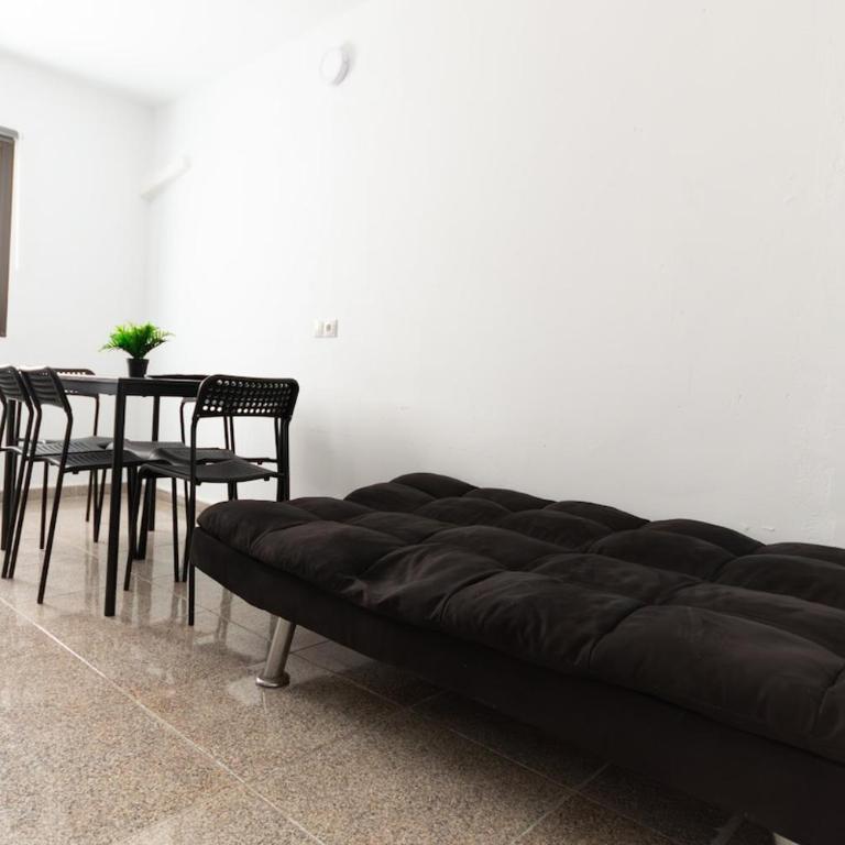 Family Vacation 2 Bedrooms - Two-Bedroom Apartment - 18