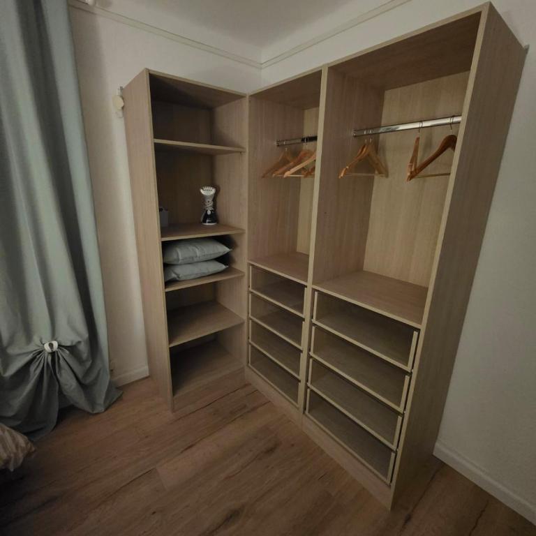 Appartement avec BEL Extérieur et Parking Privatif - Apartment mit 1 Schlafzimmer und Terrasse - 3
