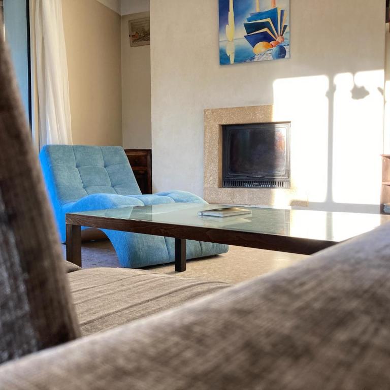 Villa 10 mins a pieds du centre de L Isle sur la Sorgue - Four-Bedroom Vacation Home - 27