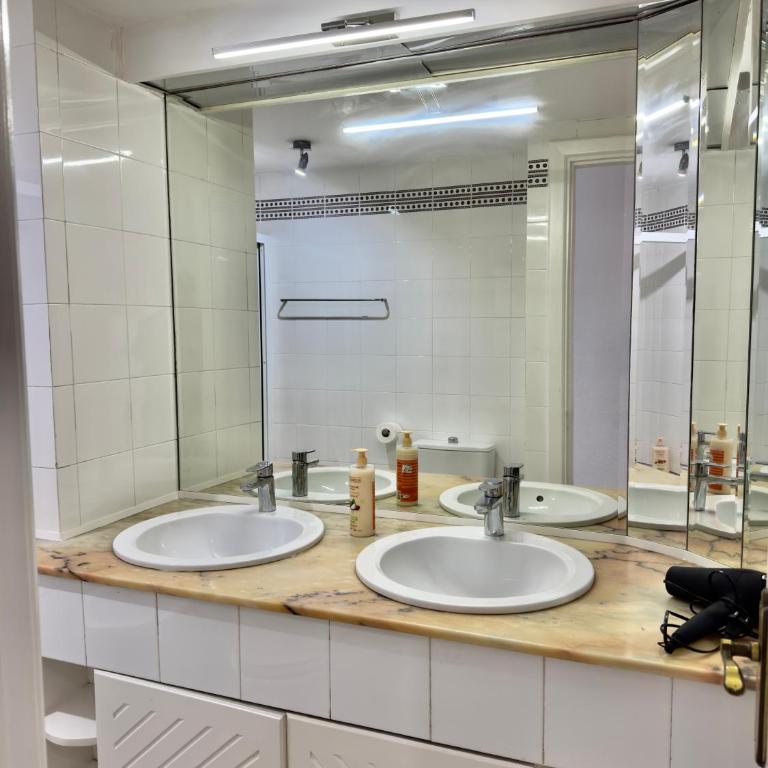 Buenavista Las Canteras - Three-Bedroom Apartment - 26
