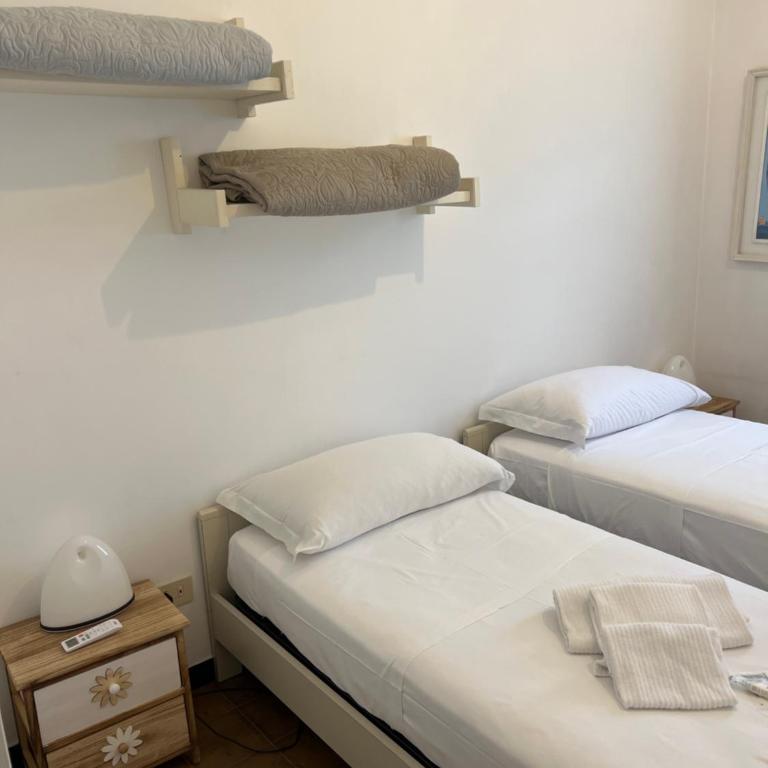 WELCOME RIVIERA Nautilus 11- vista mare-posto macchina individuale-ONLY ONE CAR-piscina condominiale estiva-attrezzatissimo - Appartamento con 3 Camere da Letto - 4