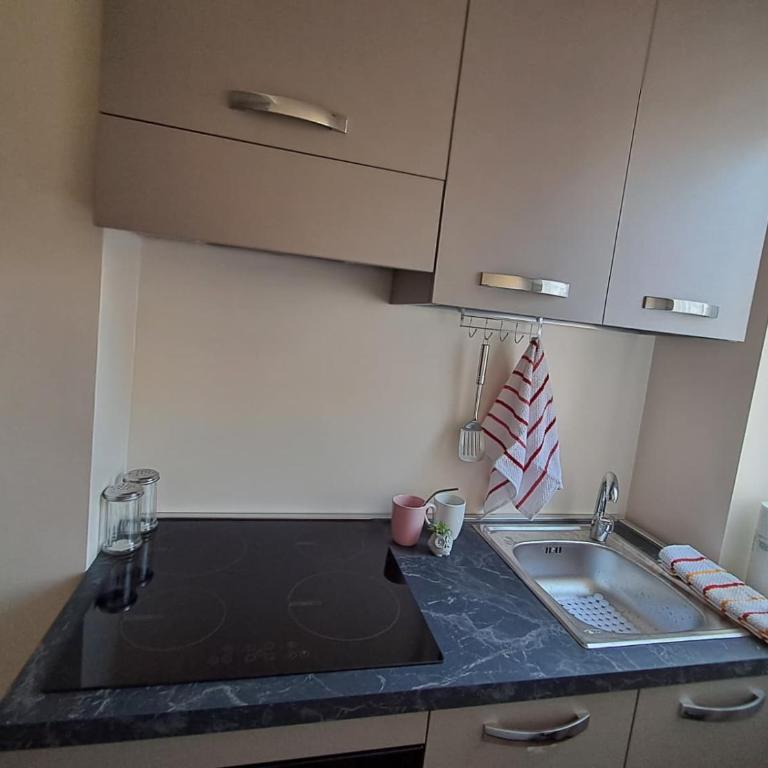 Trilocale tra natura, metro e city life! VIA GENOVA 229 INDIRIZZO CORRETTO - Appartamento con 2 Camere da Letto - 5