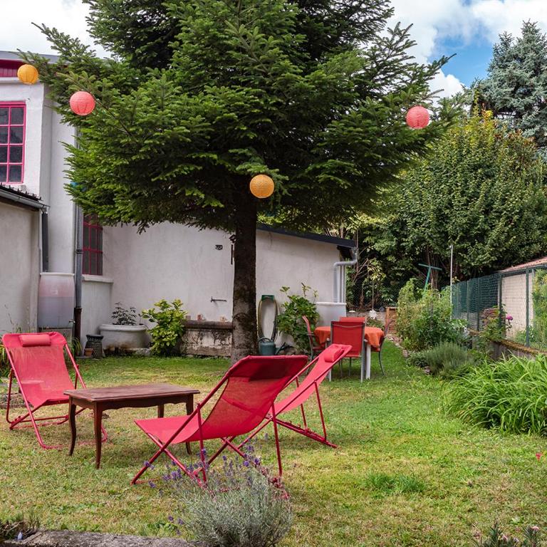 House with garden and parking 1 min from Grenoble - Maison de Ville 2 Chambres - 60